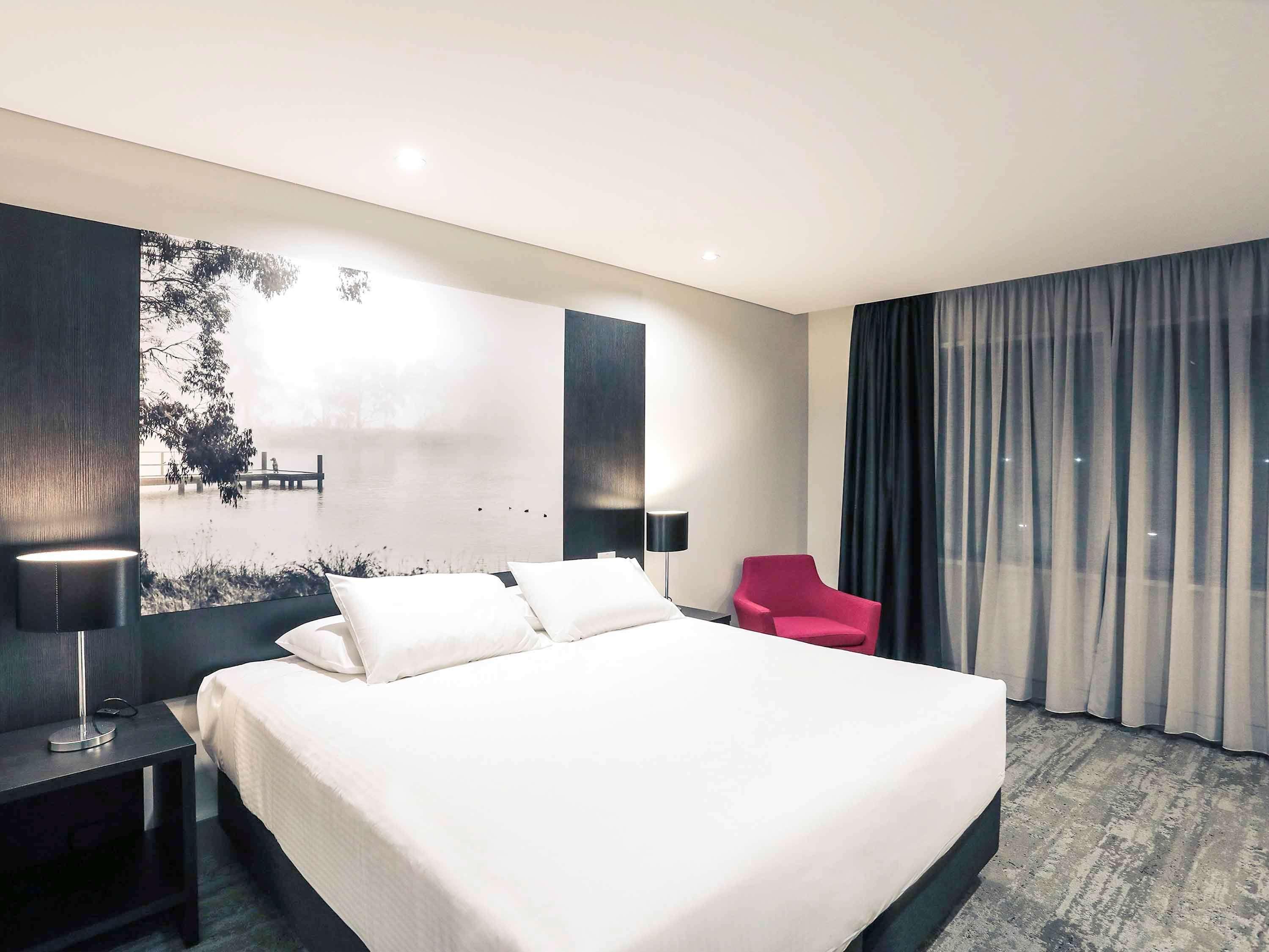Mercure Тамуорт Экстерьер фото